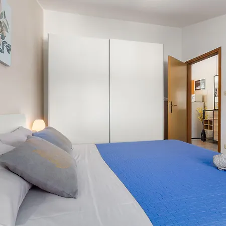 Malerisches Nur 400 Meter Zum Mit Wifi, Klima, Waschmaschine Daire *