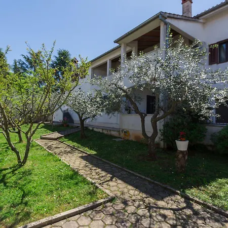 Malerisches Nur 400 Meter Zum Mit Wifi, Klima, Waschmaschine Apartmán Poreč